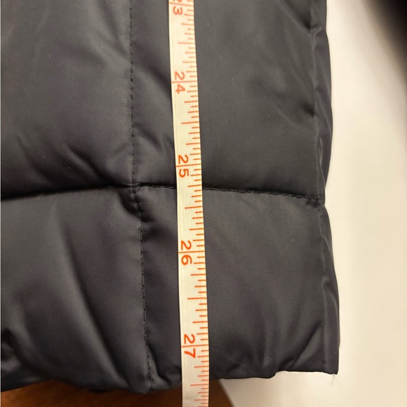 Gap Black Puffer Coat with Red Lining - Picture 8 of 10